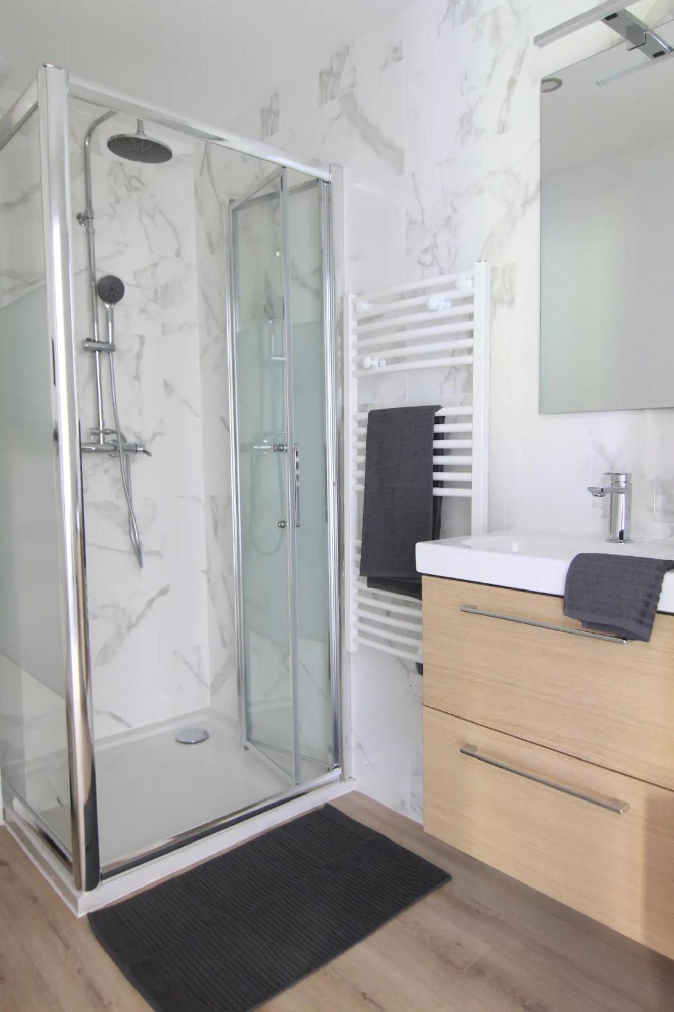 T2 Duplex Segre - Hyper Centre - Wifi - Netflix Apartment Exterior photo
