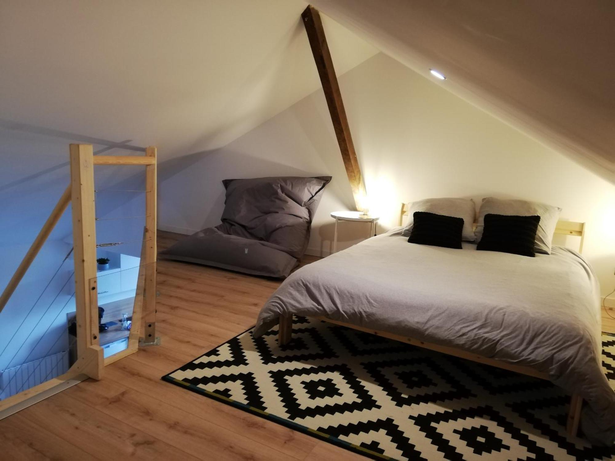 T2 Duplex Segre - Hyper Centre - Wifi - Netflix Apartment Exterior photo